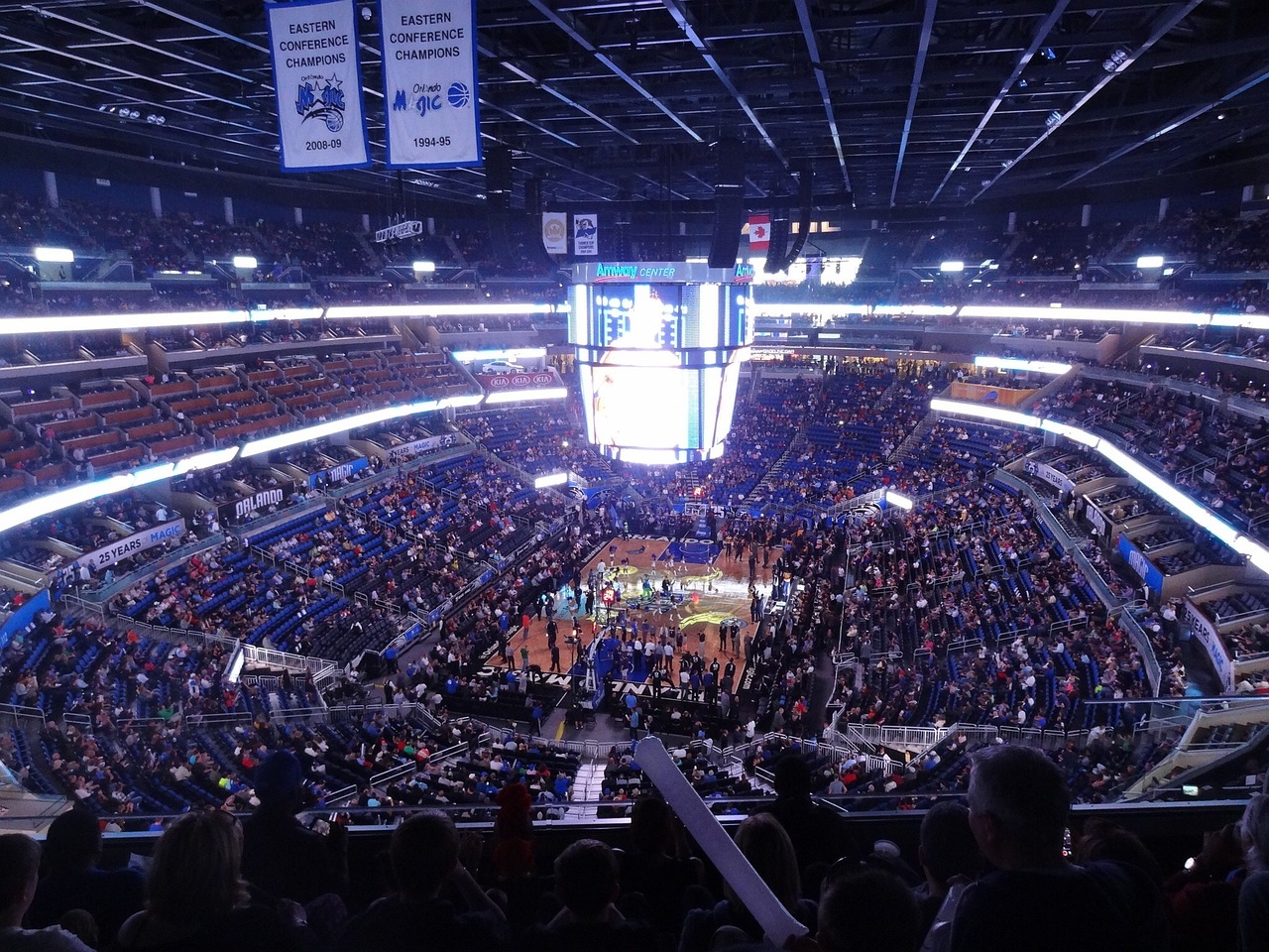 NBA篮球明星璀璨瞬间，星辉闪耀篮球世界图片集萃