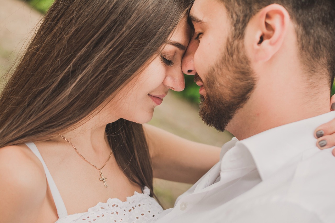 娱乐圈速恋现象，明星的闪婚现象