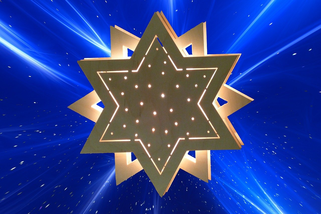 璀璨明星与武汉，星光熠熠照亮江城
