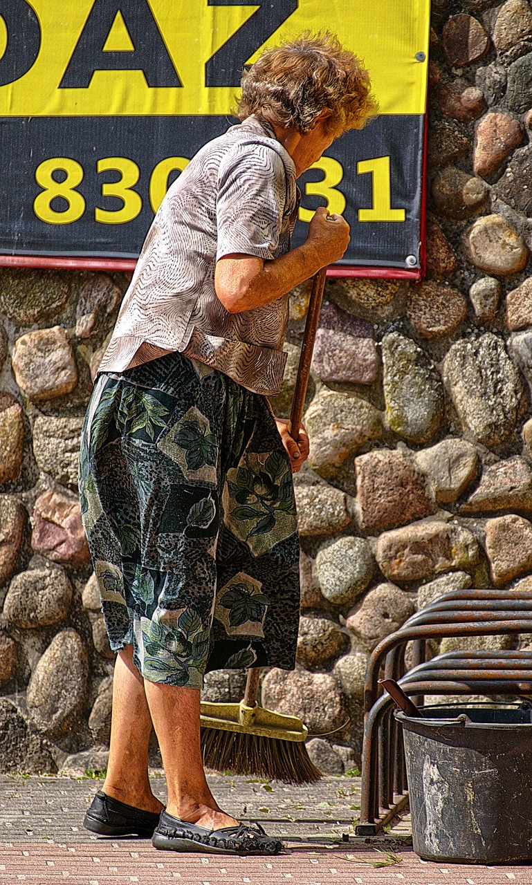 清道夫电影，清洁与救赎之路的探寻之旅