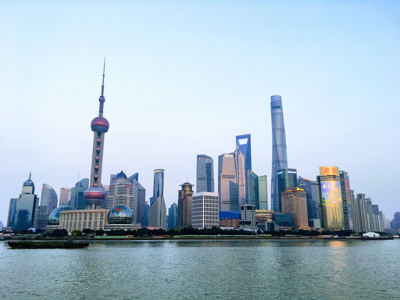 上海最新疫情通报，城市应对策略与公众关切