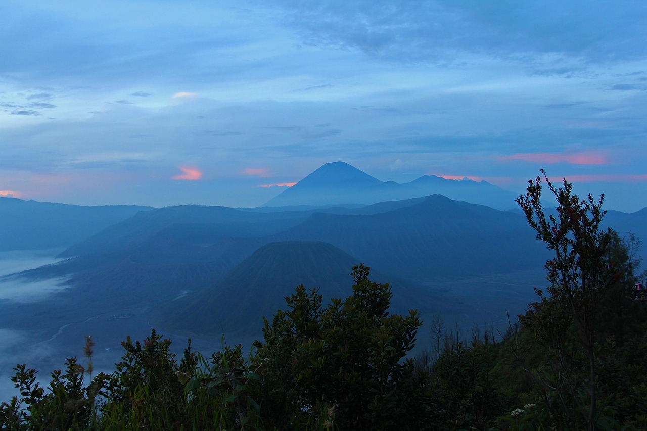 火山电影，自然与人文交织的壮丽篇章